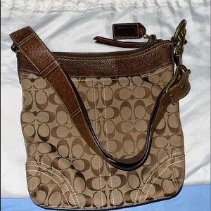 Coach shoulder bag